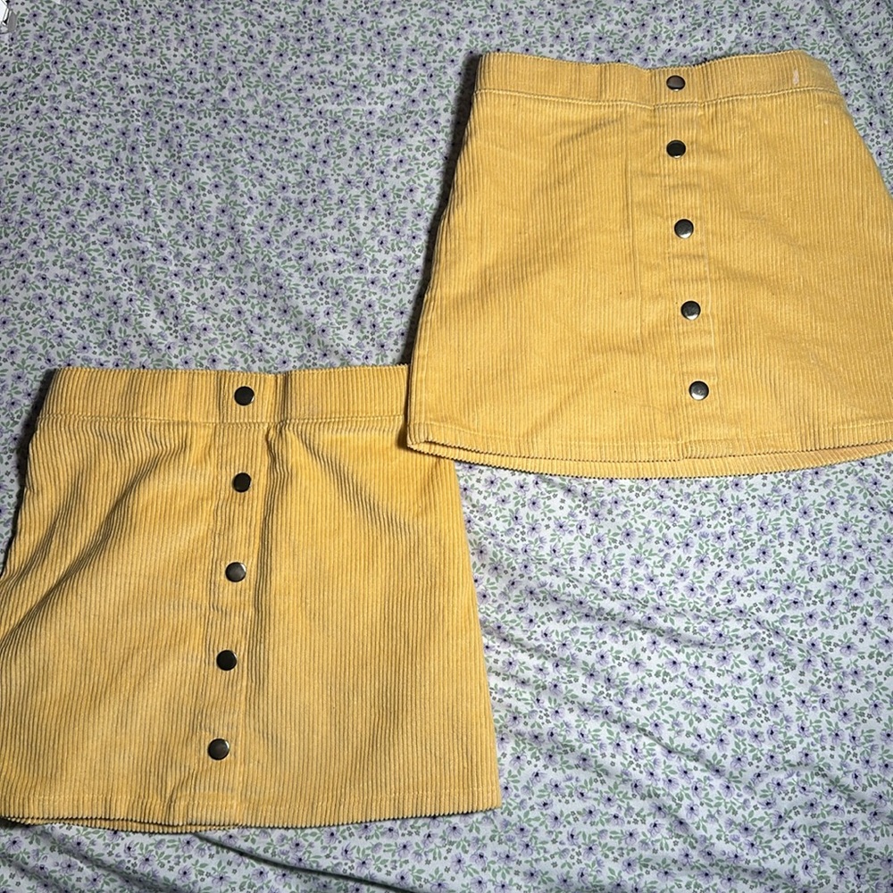 Cute yellow skrits for girls